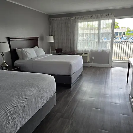 Georgian Lakeside Resort-3