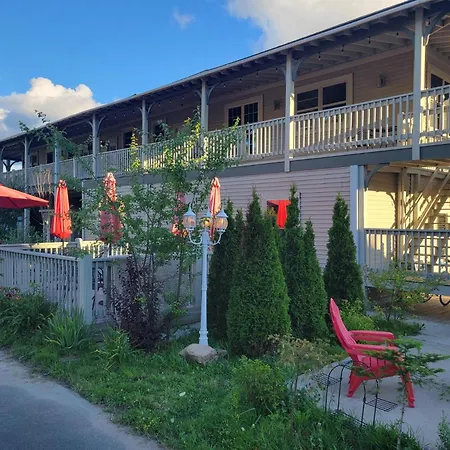 Downhill Lodge Condominium-2