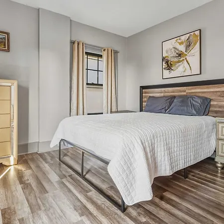 Group Hq, 9Br Near Falls, Casino & Attractions-3