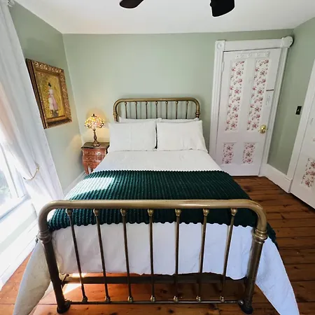 Beacon Hermitage-3