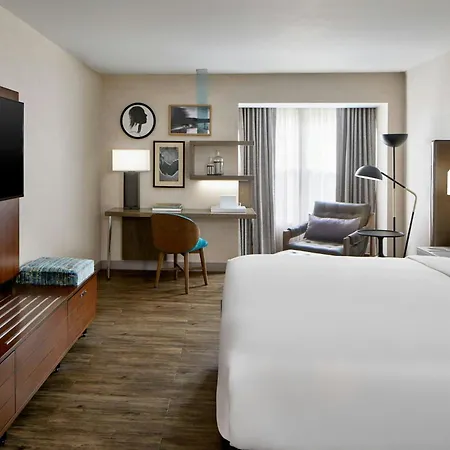 The Del Monte Lodge Renaissance Rochester Hotel & Spa-3