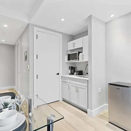 Global Luxury Suites At The Arches-2