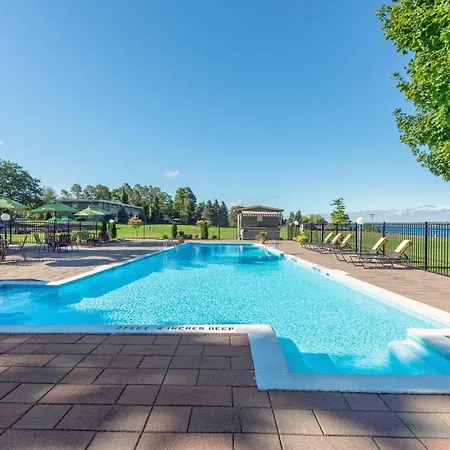 The Inn At Gran View Ogdensburg, An Ascend Collection Hotel-3