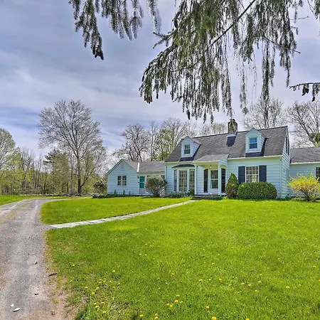 Quaint Woodstock Escape - 2 Mi To Tinker St!-2