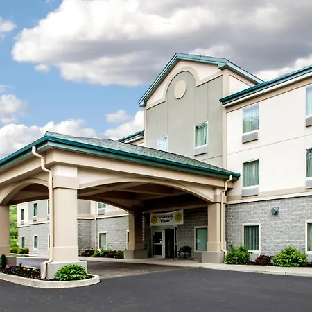 Quality Inn & Suites Fishkill South Near I-84-2