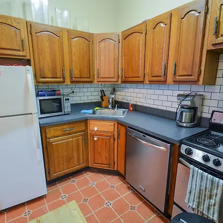 Hells Kitchen Apartment-3