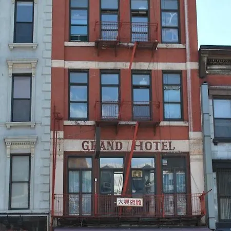 Bowery Grand Hotel-3