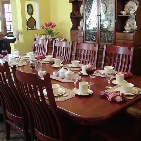 The 1819 Red Brick Inn-2
