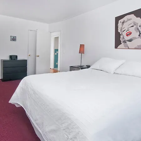 Master Bedroom Available In Astoria-3