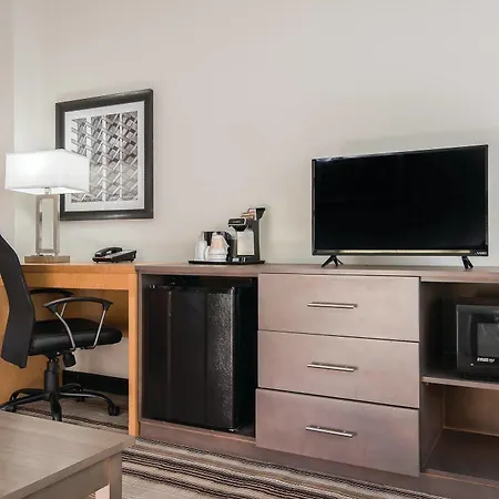 La Quinta By Wyndham Brooklyn East-3