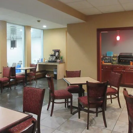 Quality Inn & Suites Owego-3