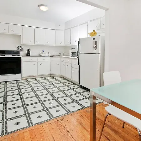 Master Bedroom Available In Astoria-2