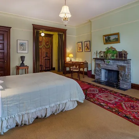 Manhattan Guest Suites-3