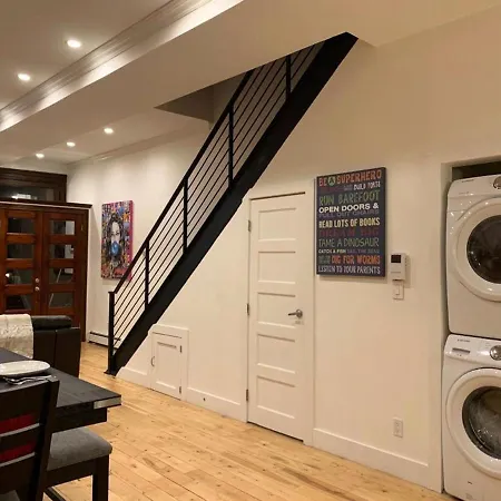 Newly Renovated Duplex Apartment 2-2