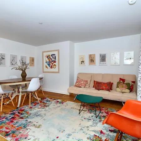 Chelsea 2 Bedroom Garden Apartment In Townhouse-2
