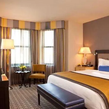 Latham Hotel-3