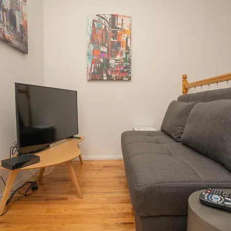 Hells Kitchen Apartments 30 Day Stays-3