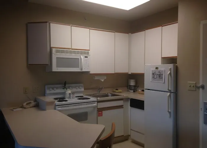 Pet friendly Cresthill Suites Suny University Albany