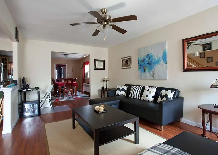 Private Room - Convenient - Late Check-In Ok New York
