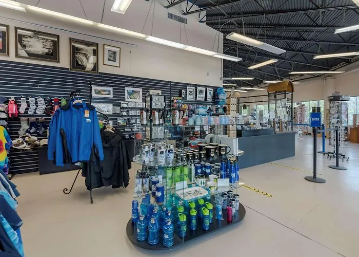 Niagara Falls Hotels for Romantic Getaway