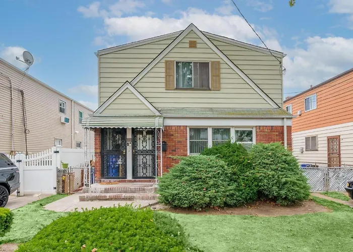 Luxury Close To Ubs Arena And Jfk New York