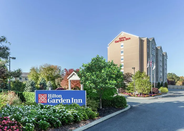 Pet friendly Hilton Garden Inn Albany-Suny Area
