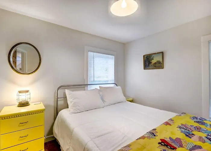 Pet-Friendly Saranac Lake Retreat W/ Deck & Yard