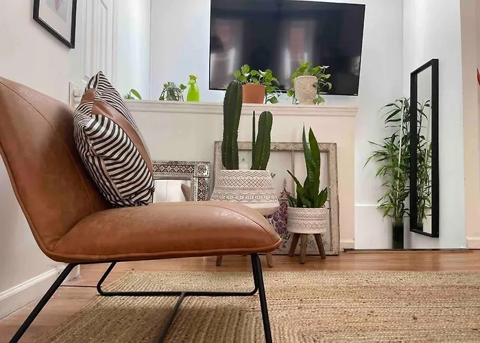 Dérive Stays - Affordable Brooklyn Apt. w/ balcony New York