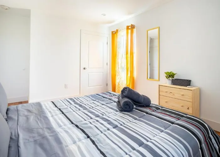 Lovely 3-Br Rental In Queens, Near Rockaway Beach New York acceptant les animaux