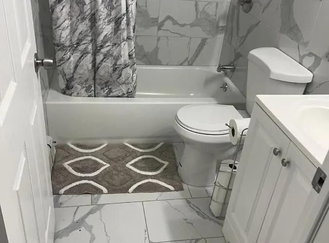 Nice Holiday Home At Queens, New York