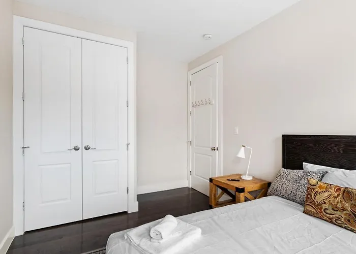 Designed 3Br In Upper Manhattan With Washer And Dryer New York che accetta animali