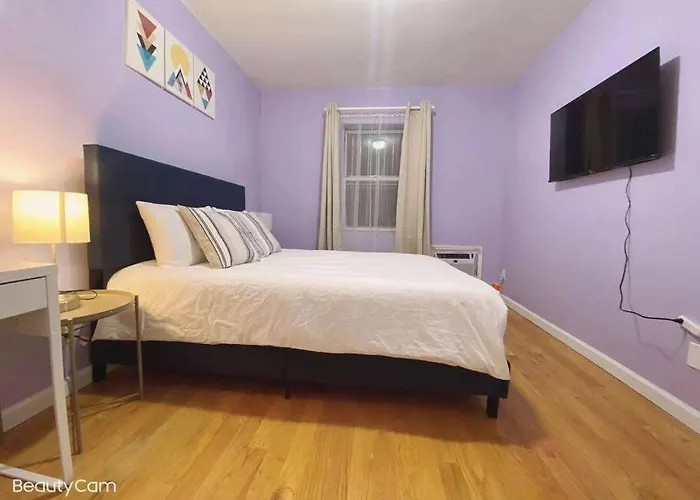 Beautiful 4 Bedroom Apartment For Groups New York