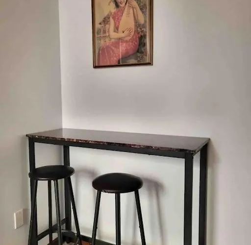 Antique Victorian 2 Bedroom Best Location New York