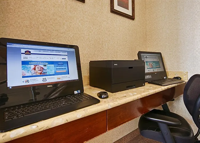 Best Western Plus Arena Hotel Nueva York