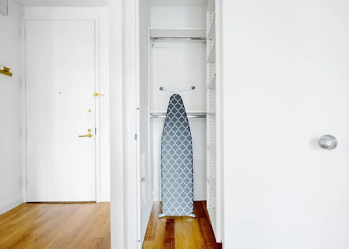 Sutton Place 1Br W Elevator Nr Central Park Nyc-520 New York che accetta animali