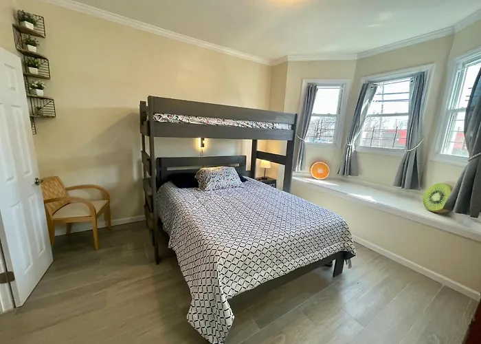 New York City Private Bedroom Near The Free Ferry Boat! che accetta animali