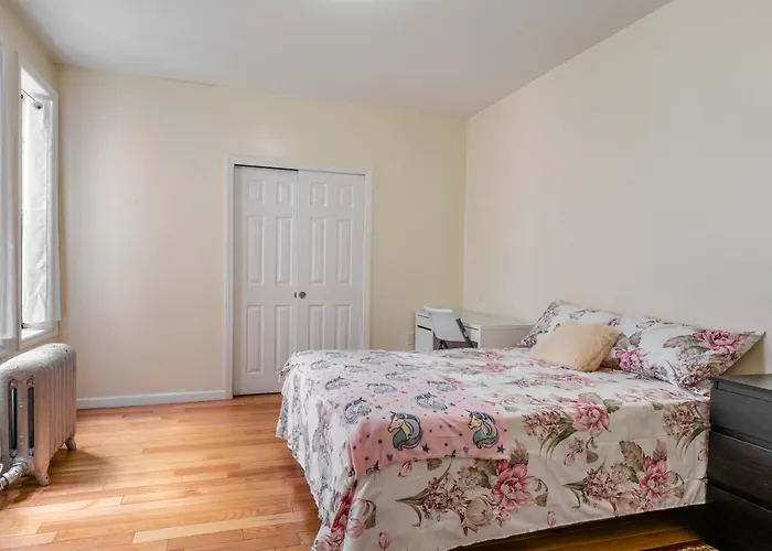 Montgomery Street Guest House New York