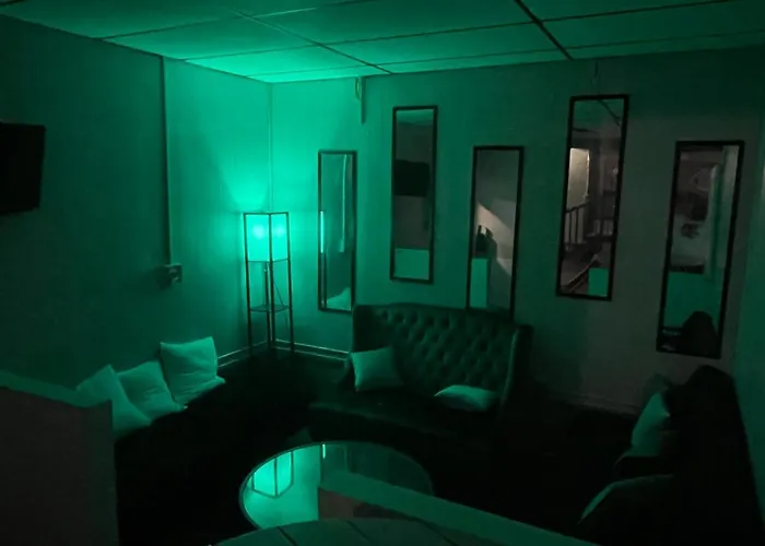 Luxury Suites Boutique Hotel And Lounge Olean