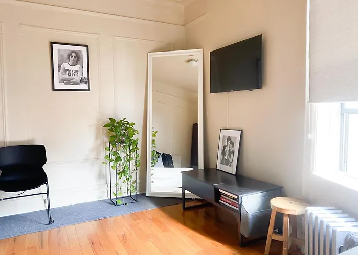 2 Bedrooms Entire Beautiful Apt In Williamsburg! New York acceptant les animaux