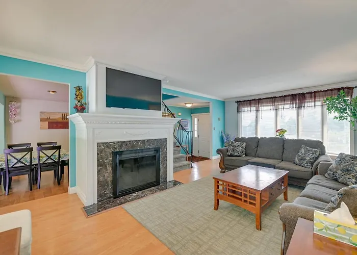 Pinebrook - Three Bedroom House Lake George