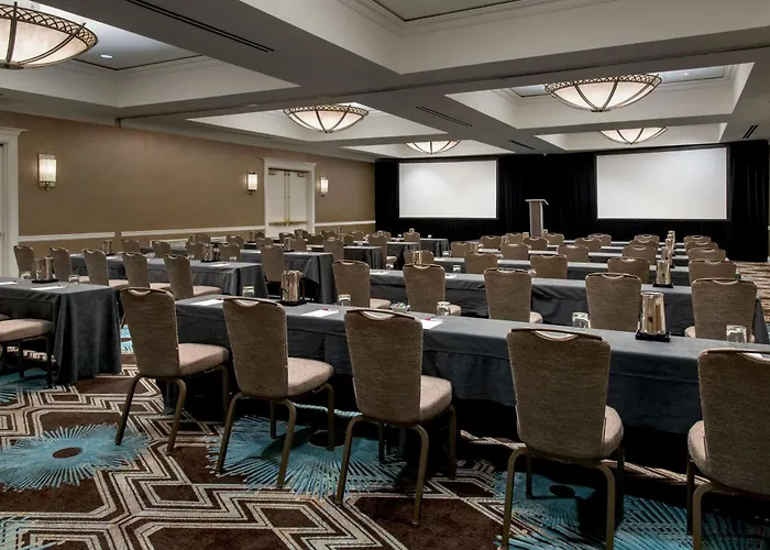 Hotéis perto de Katz's Deli