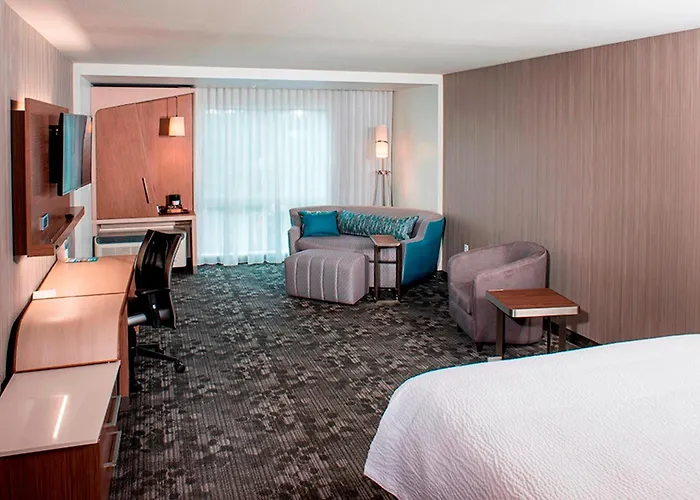 Courtyard By Marriott Albany Clifton Park Hotel
