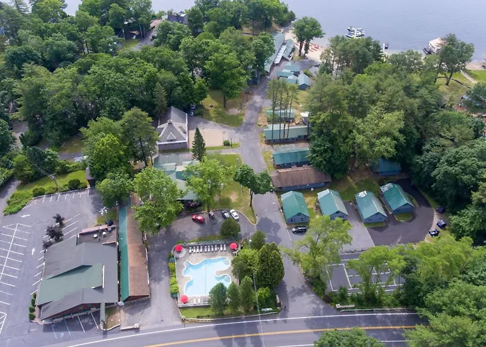 Depe Dene Lakeside Resort Lake George