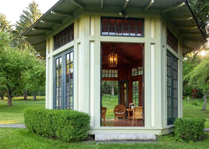 Idlwilde Inn Watkins Glen