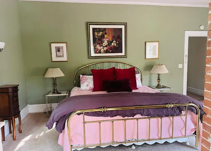Pet friendly Franklin Manor Bed And Breakfast Saranac Lake