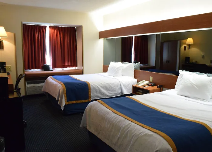 Inn At The Finger Lakes Auburn