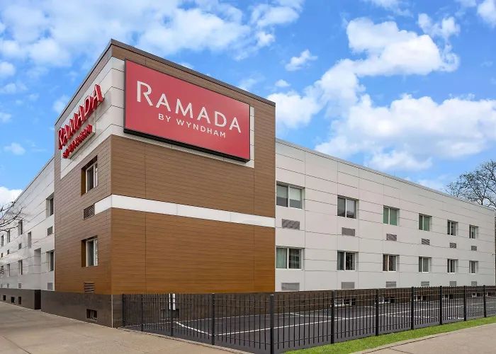 Ramada By Wyndham Bronx Hotel New York