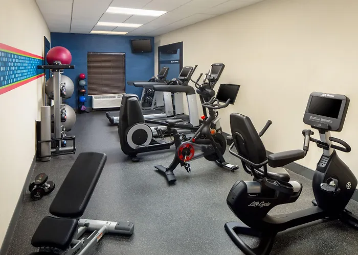 Hampton Inn By Hilton Garden City Long Island