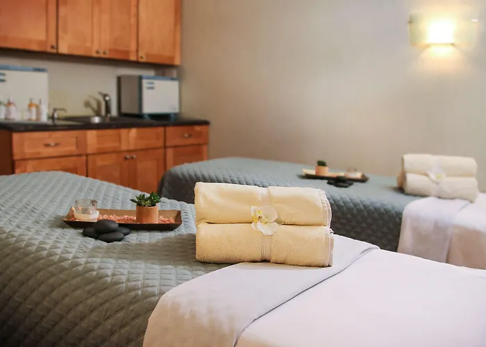 Viana Hotel And Spa, Trademark Collection By Wyndham Westbury