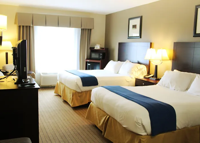Holiday Inn Express & Suites Malone By Ihg